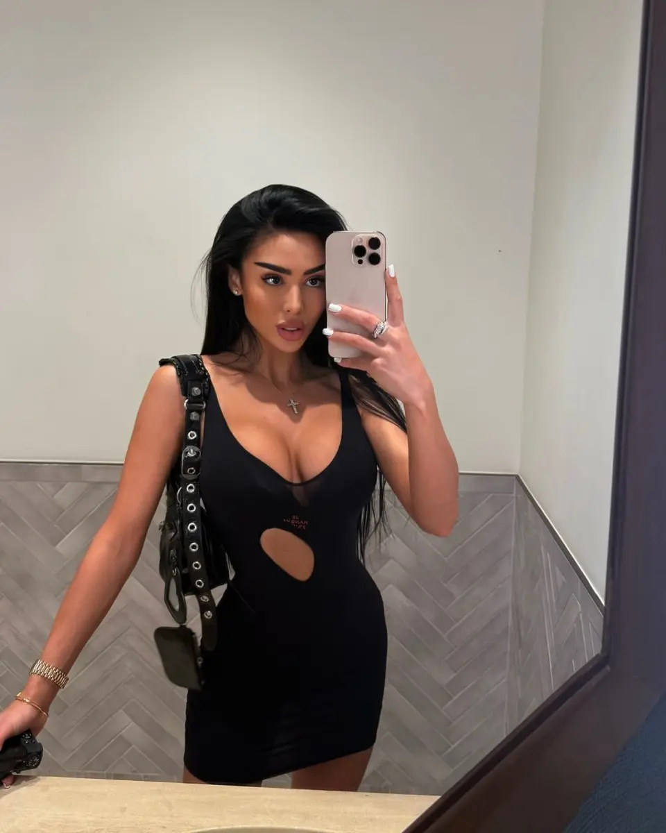 Inara profile in Dubai